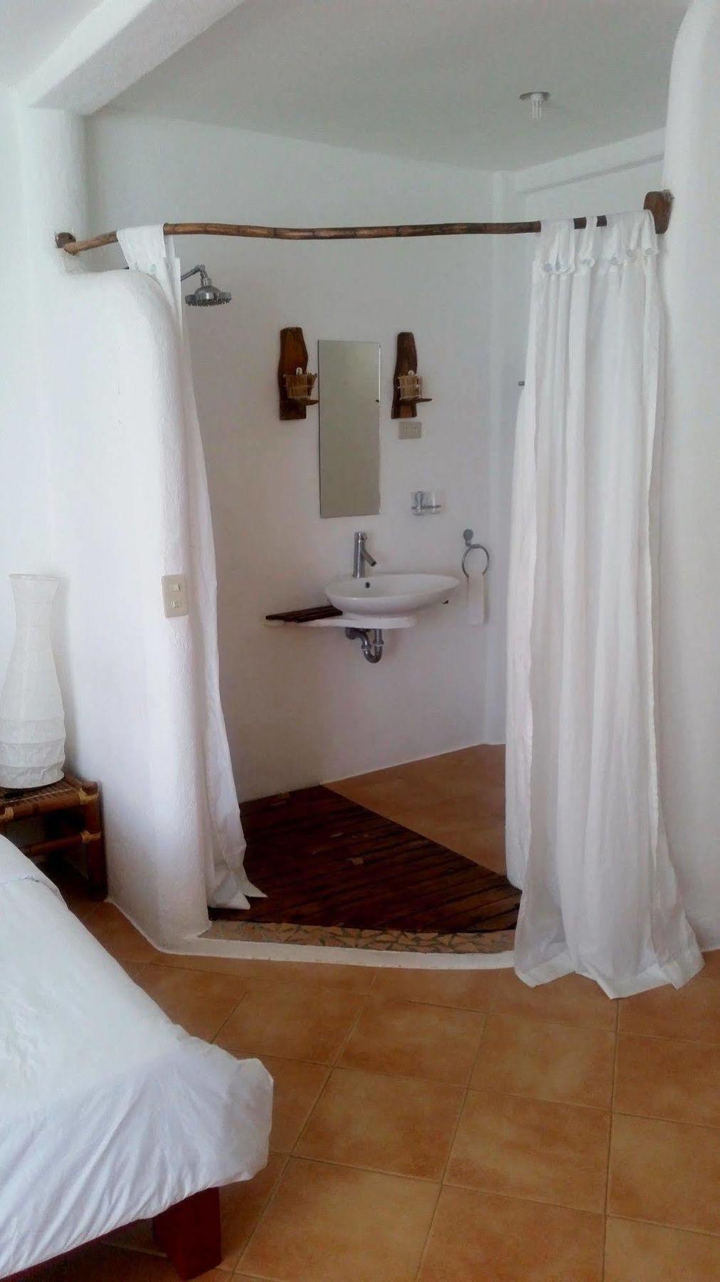 Artista Beach Villa Balabag  Exterior foto